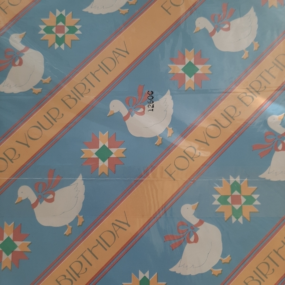 SET OF 7 NIP VTG GIFTWRAP - Picture 7 of 16